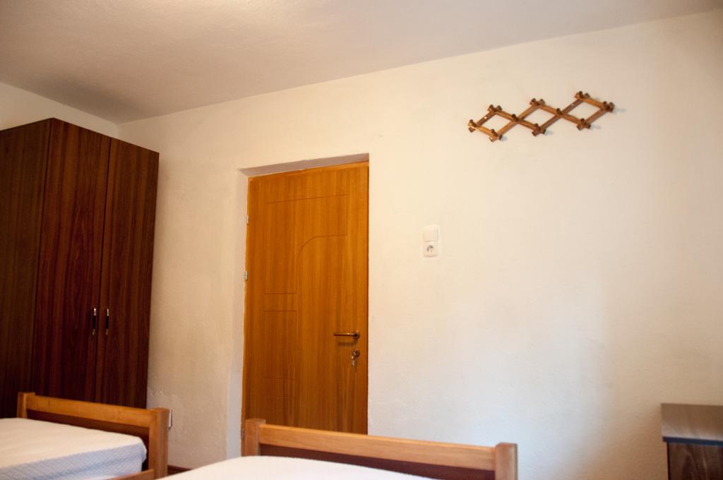 Tropoje Aste Guesthouse חדר תמונה