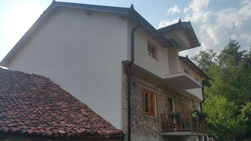 Tropoje Aste Guesthouse מראה חיצוני תמונה